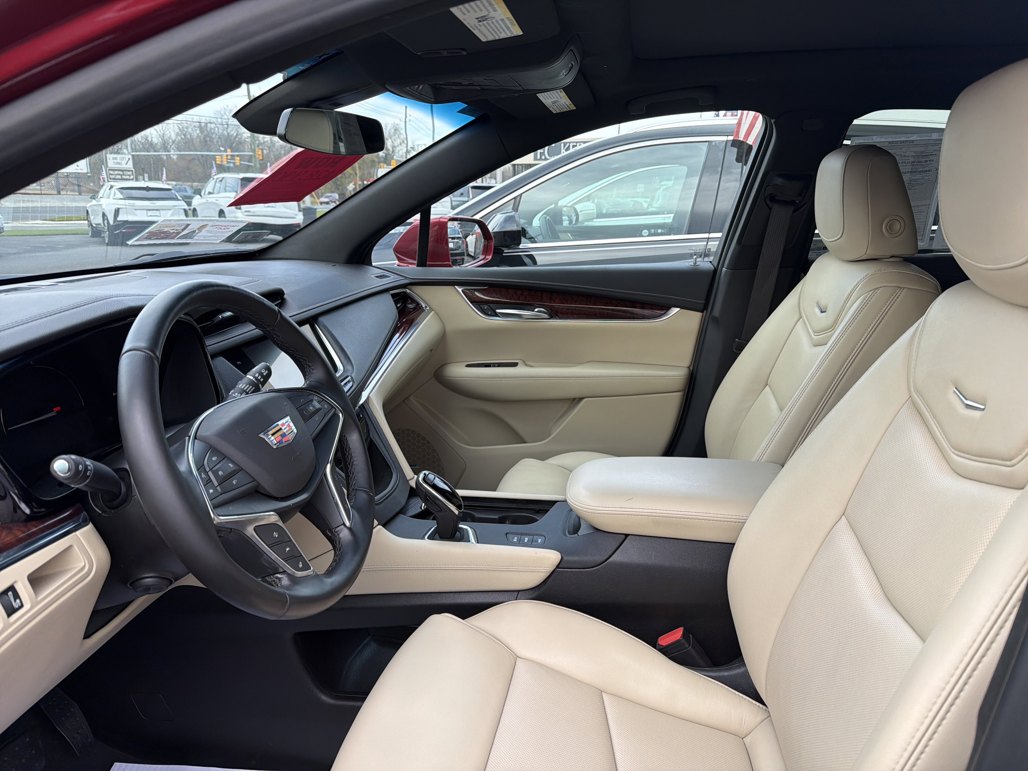 Used 2019 Cadillac XT5 Luxury image 9