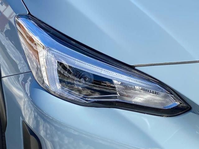 Used 2023 Subaru Crosstrek 2.5i Limited AWD/4WD image 8