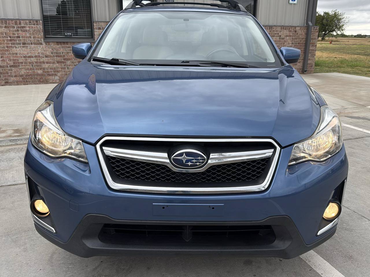Used 2016 Subaru Crosstrek 2.0i Premium AWD/4WD image 5