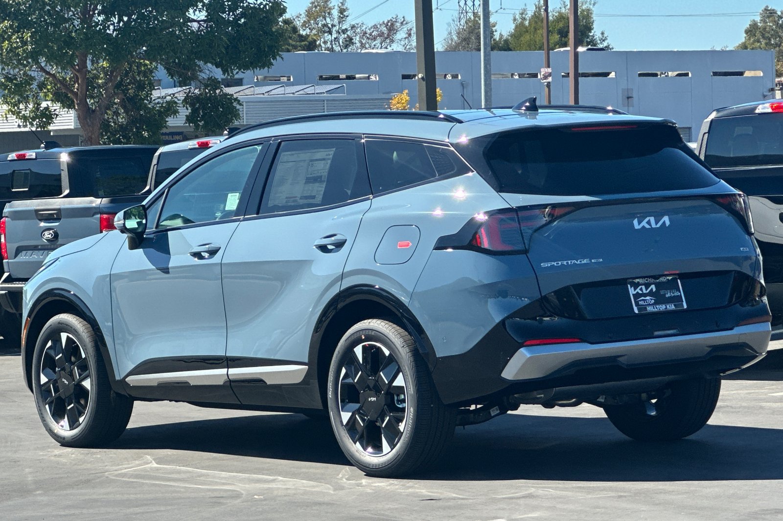 New 2027 Kia Sportage SX Prestige AWD/4WD image 6