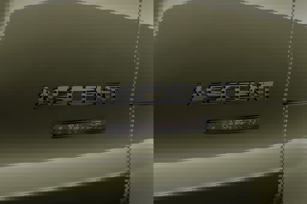 New 2026 Subaru Ascent Limited Bronze image 15