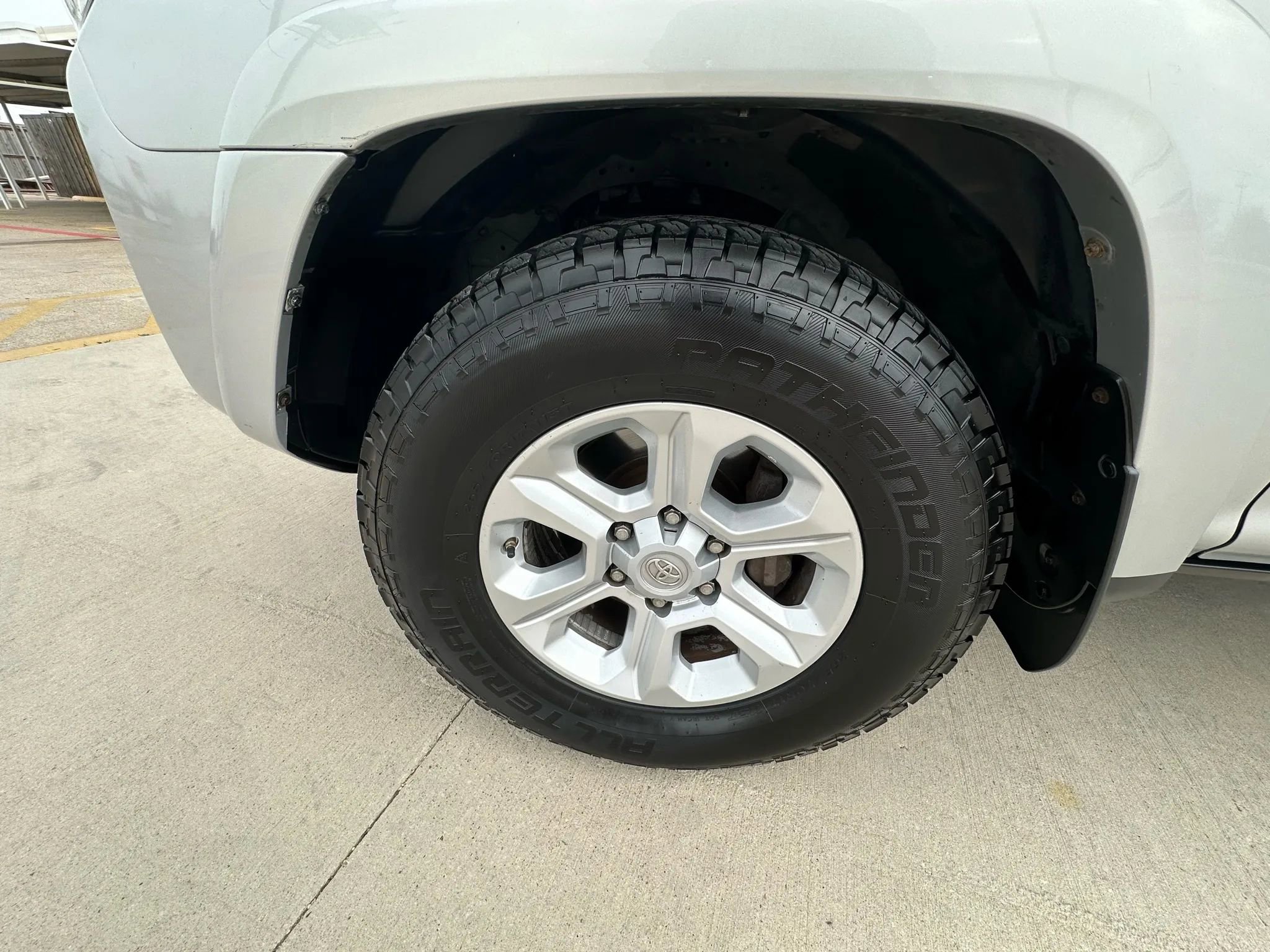 Used 2014 Toyota 4Runner SR5 Premium image 31