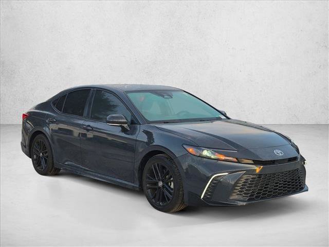 Used 2025 Toyota Camry SE w/ Multimedia Upgrade Package FWD video 3
