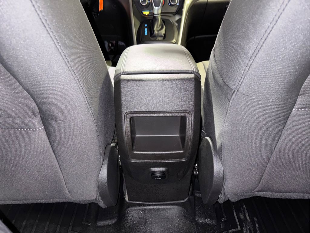 Used 2015 Ford Escape SE image 29