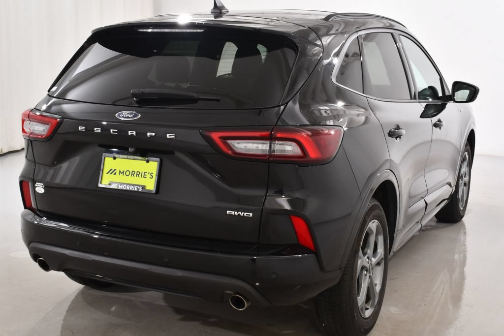 Used 2024 Ford Escape ST-Line w/ Tech Pack #1 AWD/4WD image 12