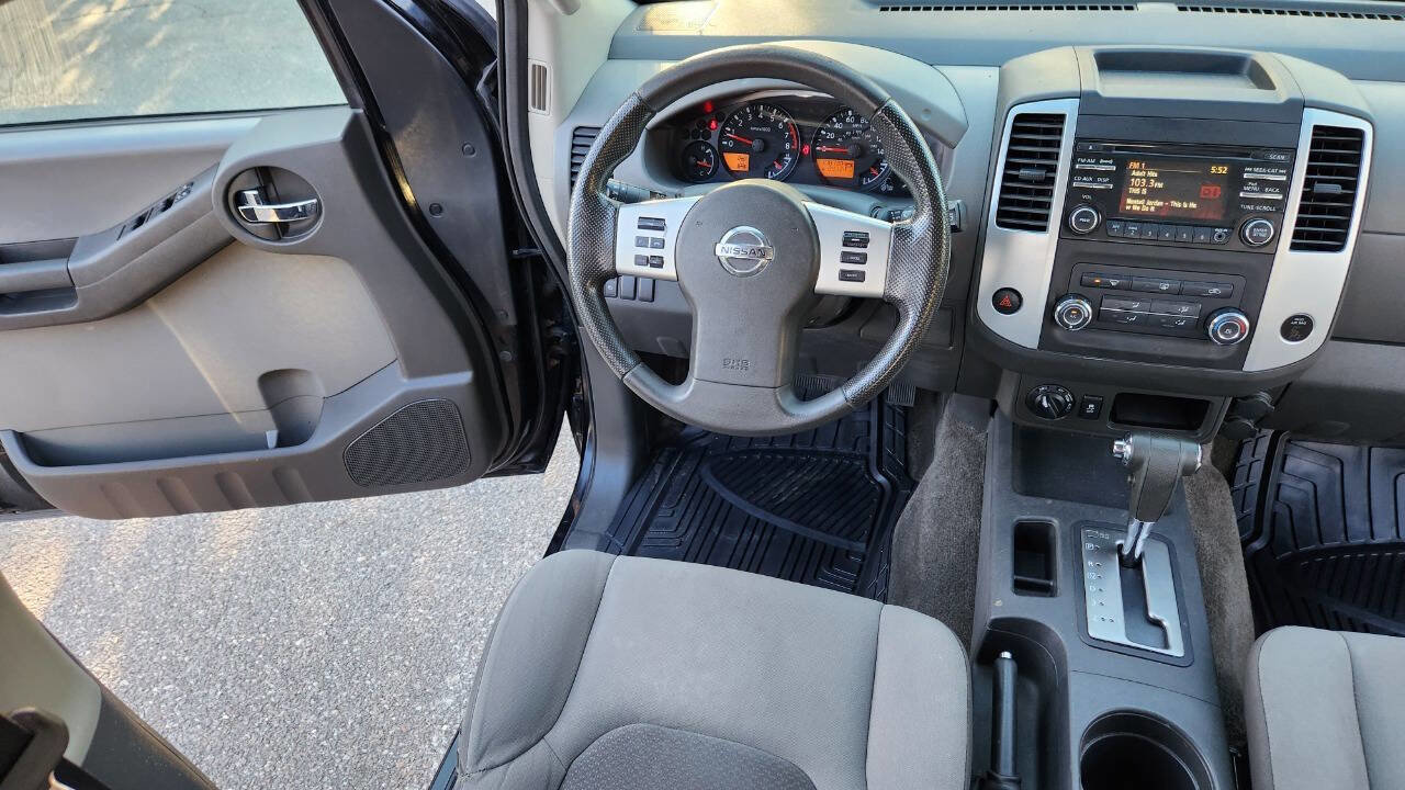 Used 2014 Nissan Xterra S image 31