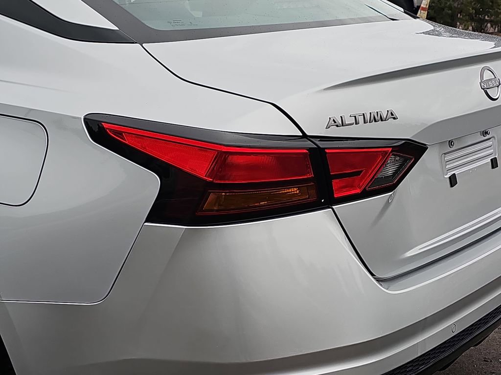 Used 2023 Nissan Altima 2.5 SR image 36