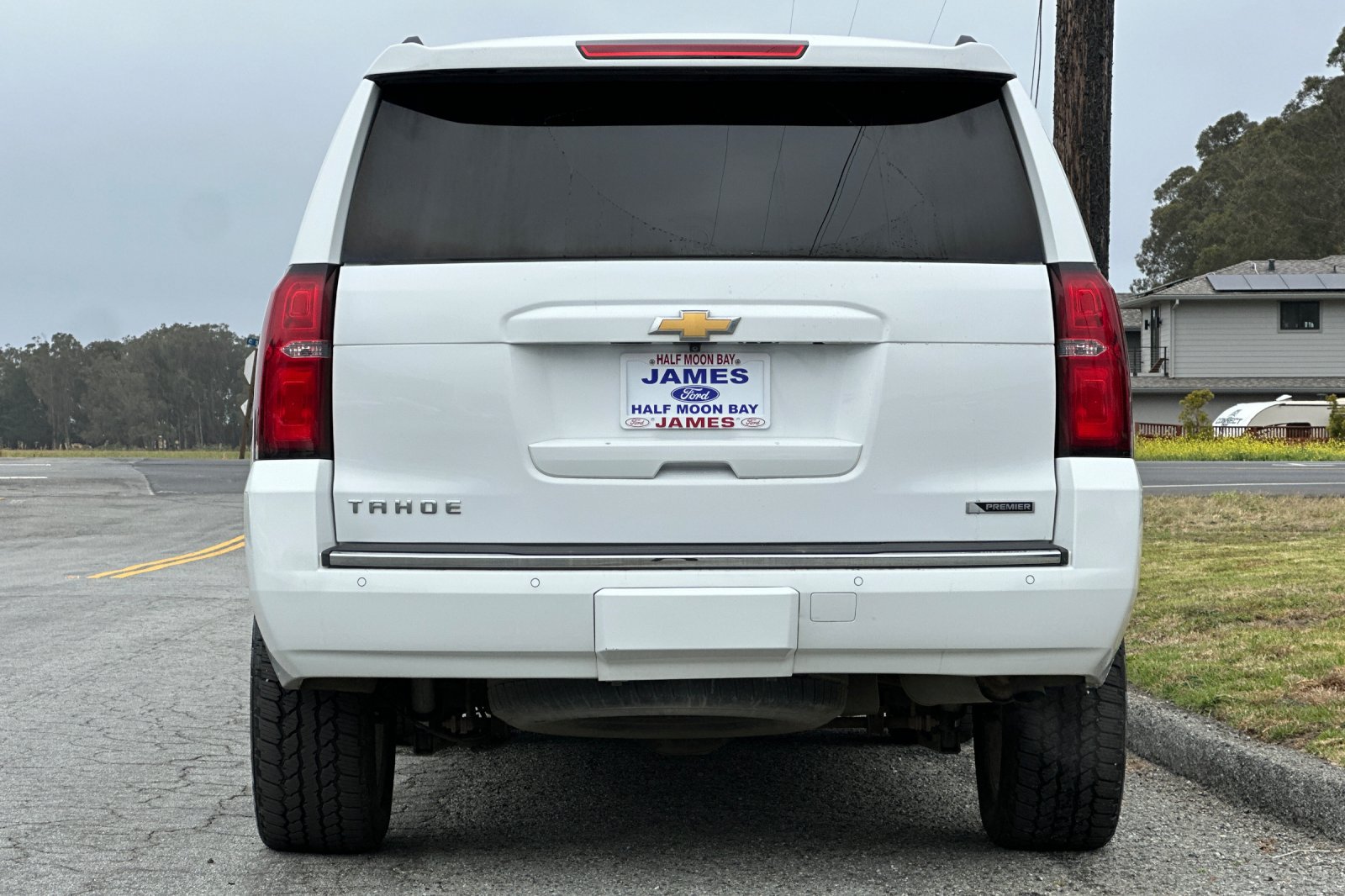 Used 2017 Chevrolet Tahoe Premier AWD/4WD image 4