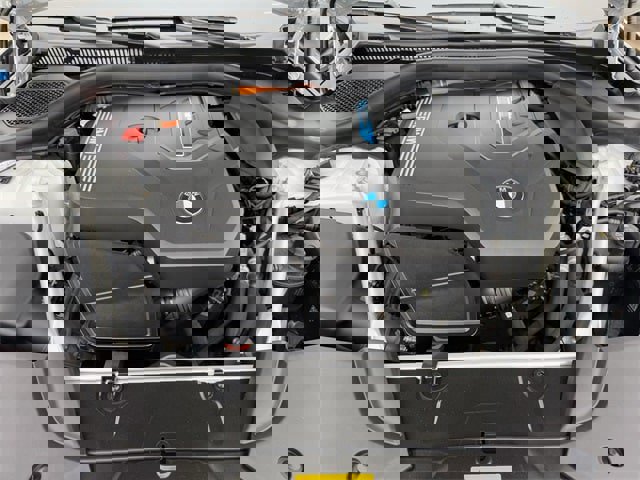 Used 2023 BMW 530e image 36