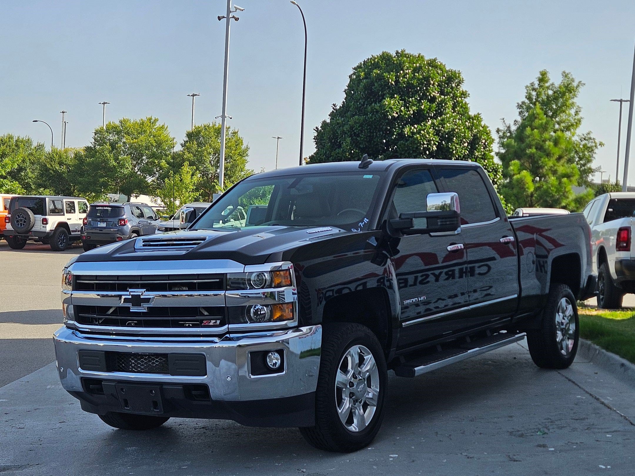 Used 2019 Chevrolet Silverado 2500 LTZ w/ Duramax Plus Package AWD/4WD image 3