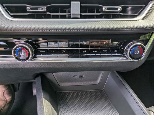 New 2026 Chevrolet Equinox LT w/ Convenience Package II image 19
