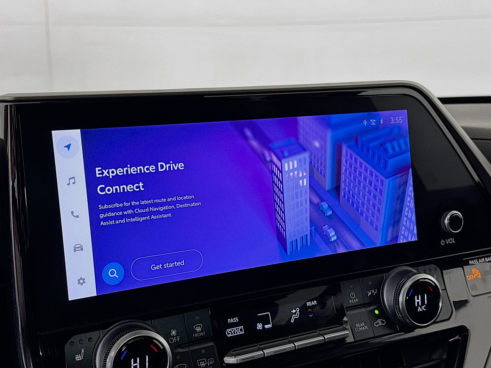 Used 2024 Toyota Highlander XLE image 22