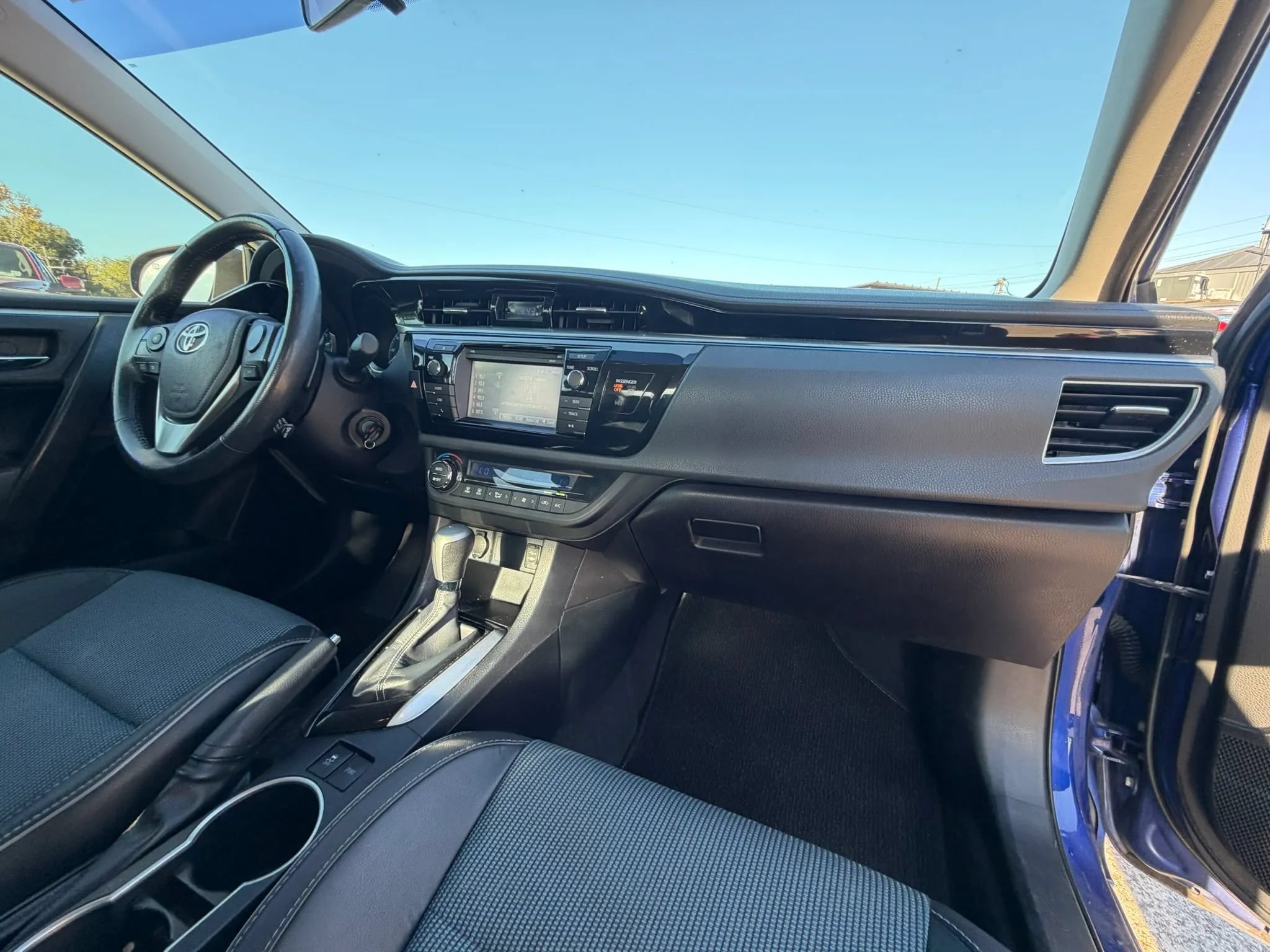 Used 2014 Toyota Corolla S FWD image 20
