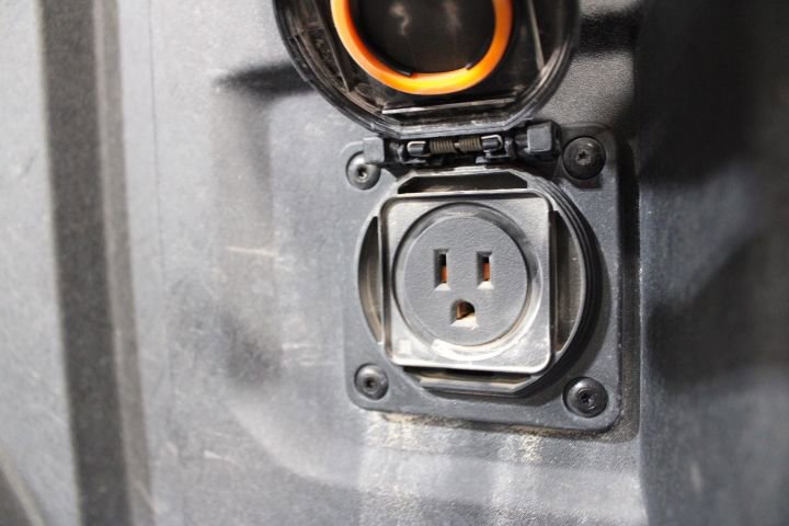 Used 2024 GMC Sierra 1500 Denali Ultimate image 17