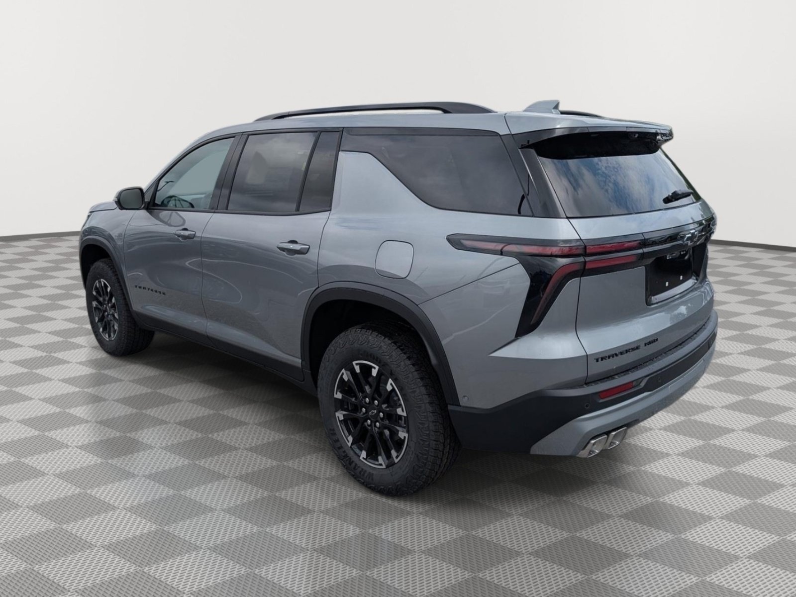 New 2026 Chevrolet Traverse Z71 w/ Enhanced Driving Package AWD/4WD image 2
