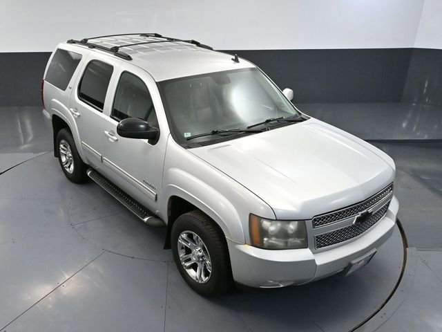 Used 2010 Chevrolet Tahoe LT w/ Luxury Package image 60