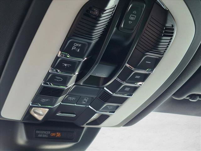 Used 2015 Porsche Macan S AWD/4WD image 12