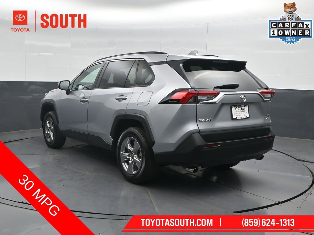Used 2025 Toyota RAV4 XLE image 8