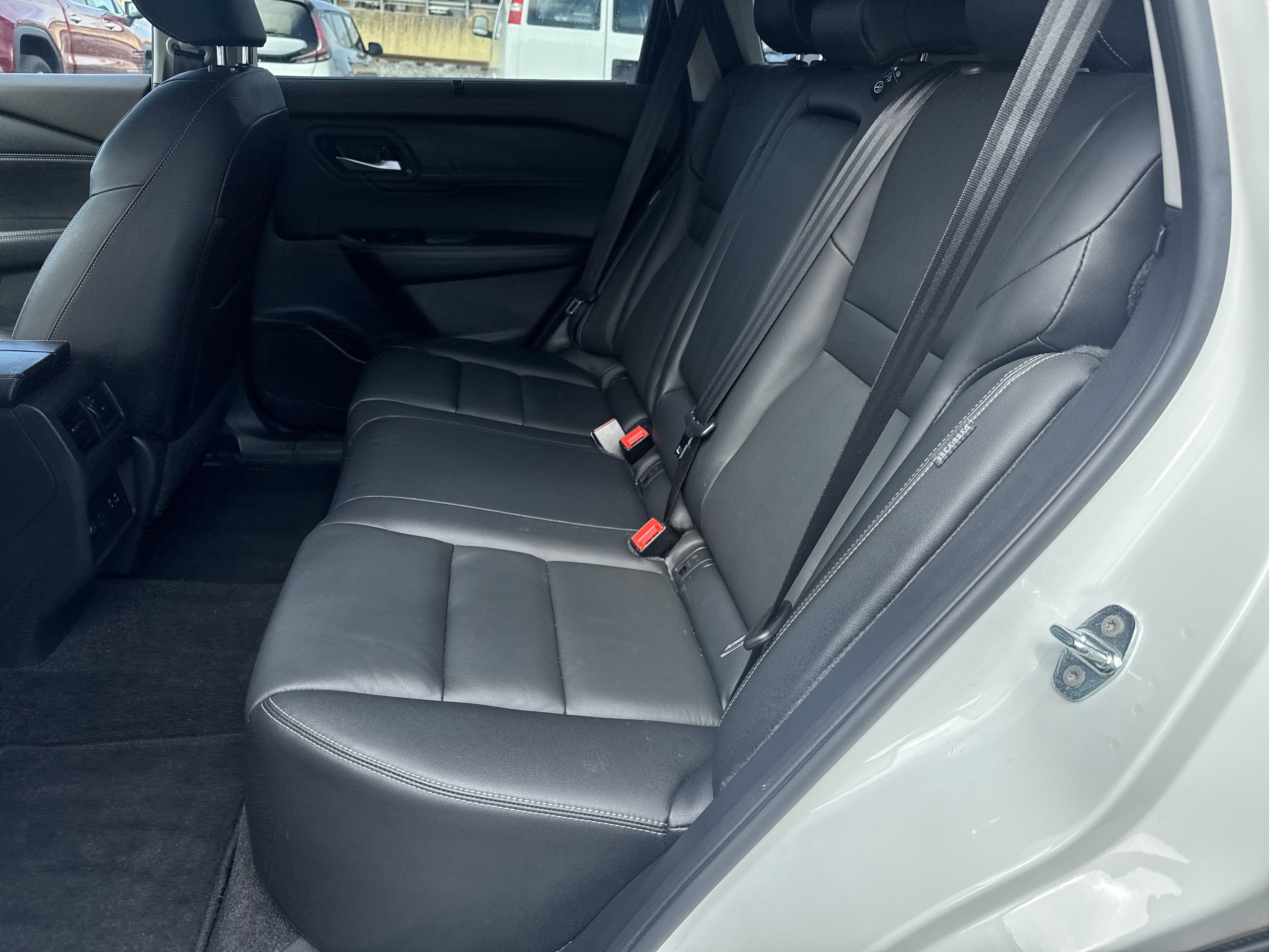 Used 2023 Nissan Rogue SL w/ SL Premium Package image 13