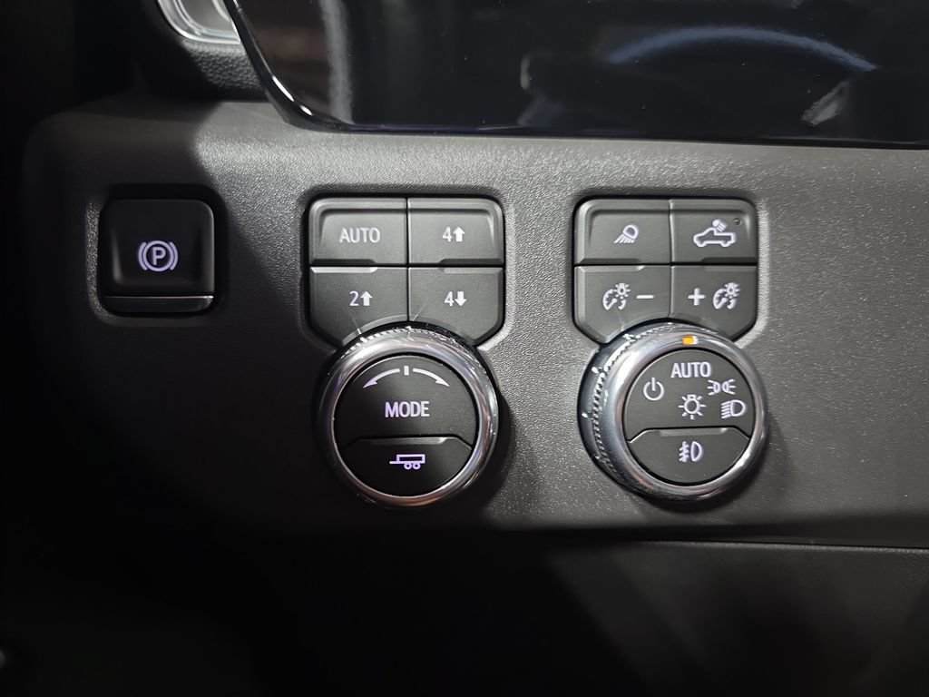 New 2026 GMC Sierra 1500 SLT w/ SLT Premium Plus Package AWD/4WD image 27