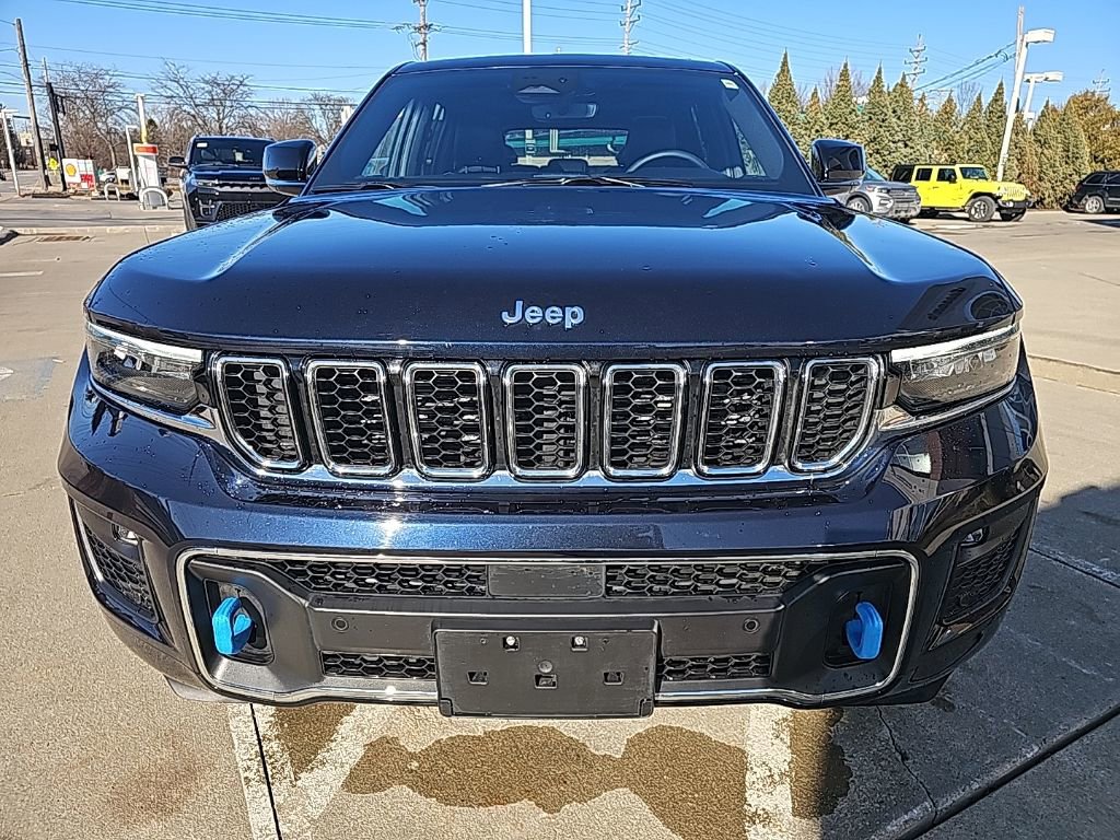 Used 2024 Jeep Grand Cherokee Overland image 5