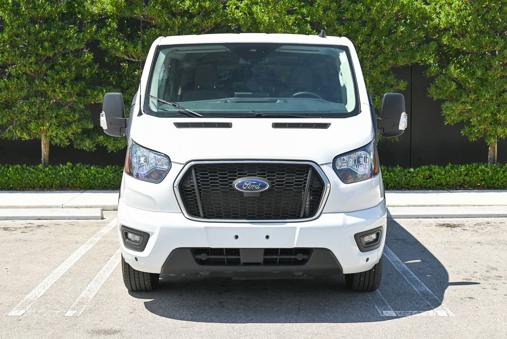 Used 2024 Ford Transit 350 XLT image 2