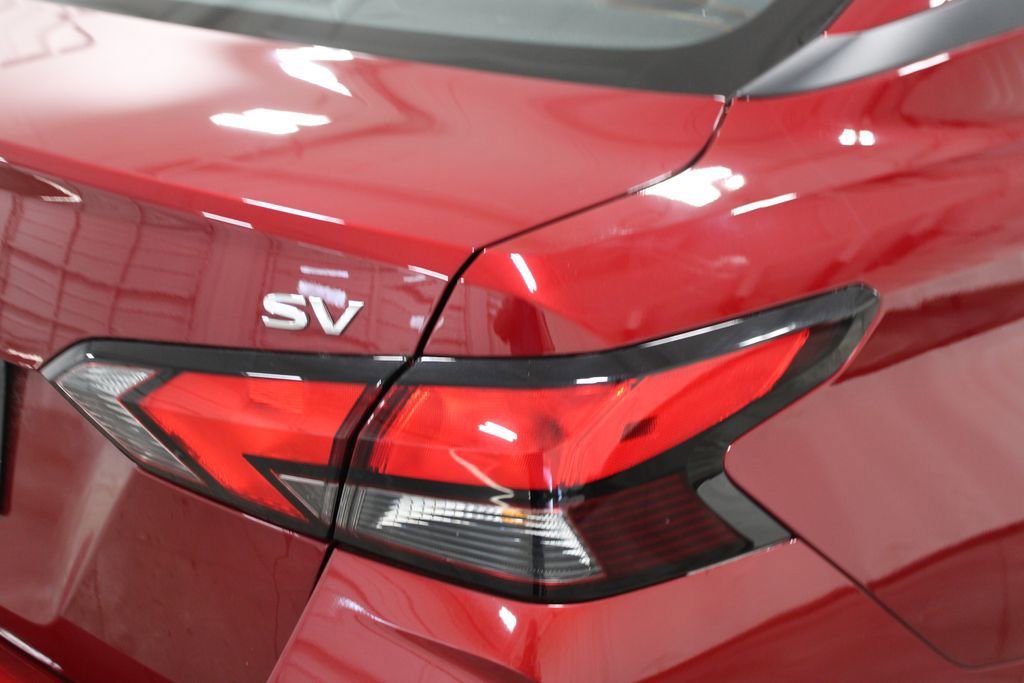 Used 2021 Nissan Versa SV image 12