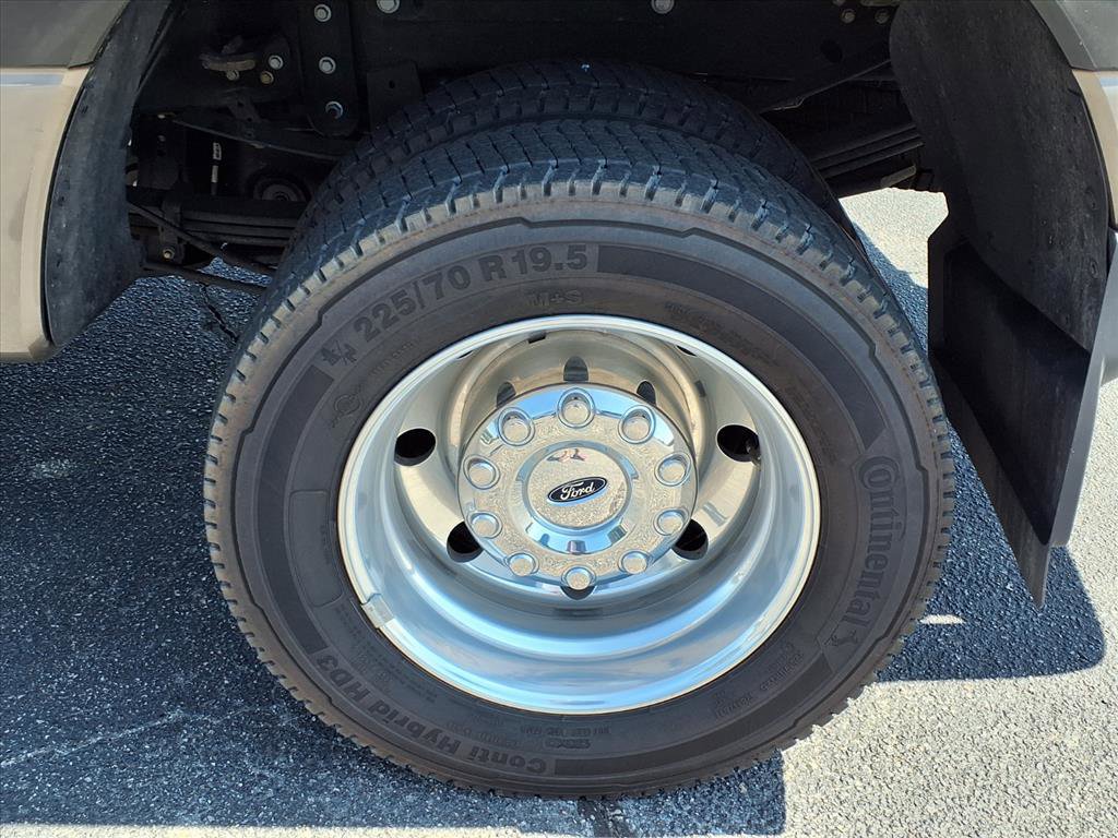 Used 2021 Ford F450 Lariat w/ Lariat Ultimate Package image 18