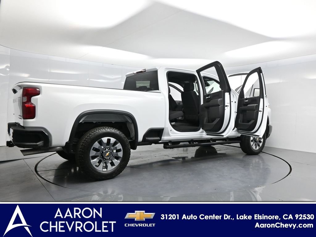 New 2026 Chevrolet Silverado 2500 Custom w/ Custom Value Package AWD/4WD image 4