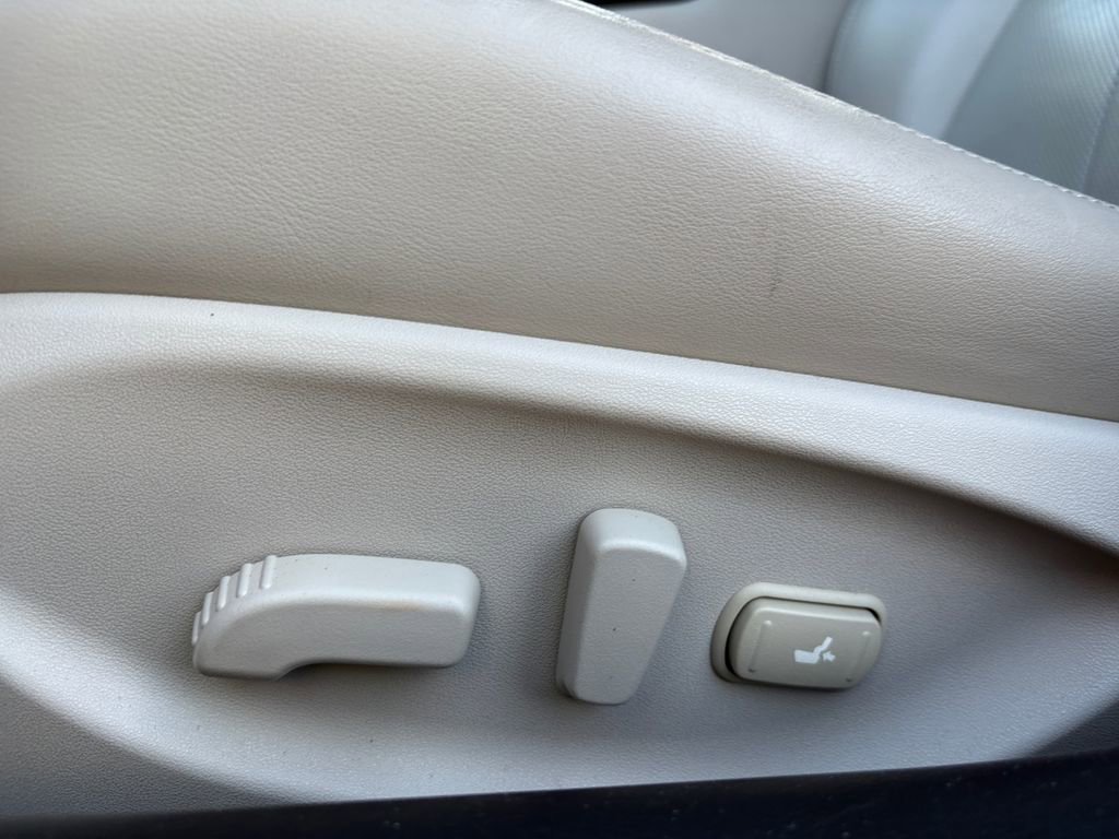 Used 2022 INFINITI Q50 Luxe w/ Cargo Package image 13