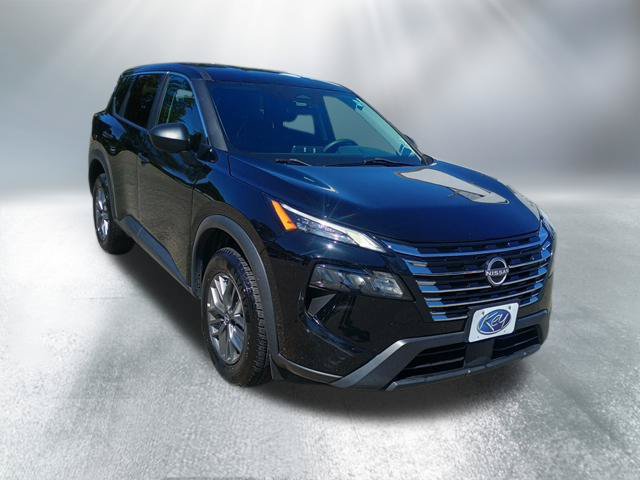 Used 2024 Nissan Rogue S AWD/4WD image 8