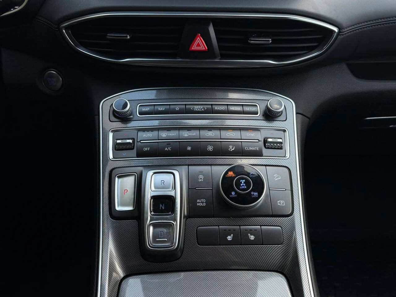 Used 2023 Hyundai Santa Fe SEL image 10