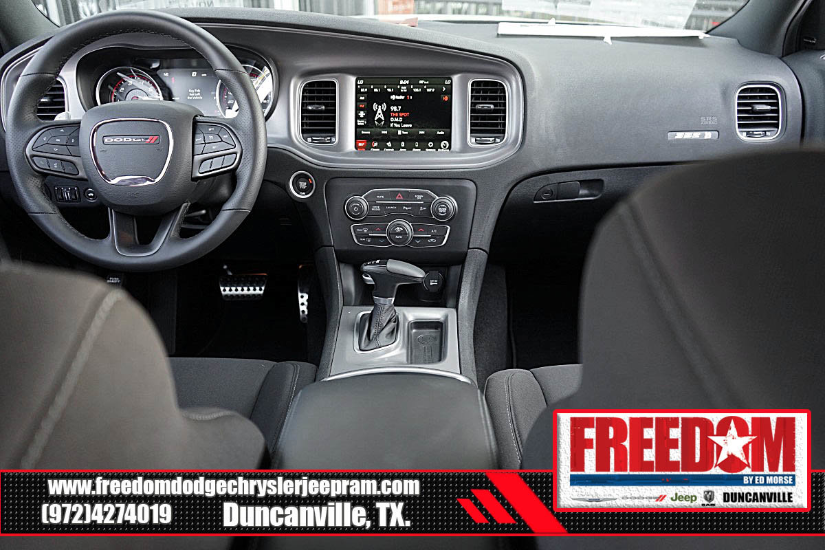 New 2023 Dodge Charger Scat Pack w/ Harman/Kardon Audio Group image 11