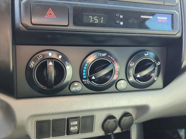 Used 2013 Toyota Tacoma 4x4 Regular Cab image 18
