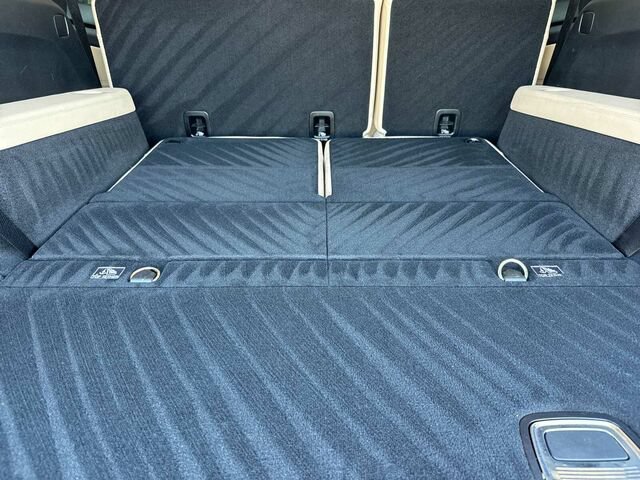 Used 2018 Mercedes-Benz GLS 450 4MATIC image 18