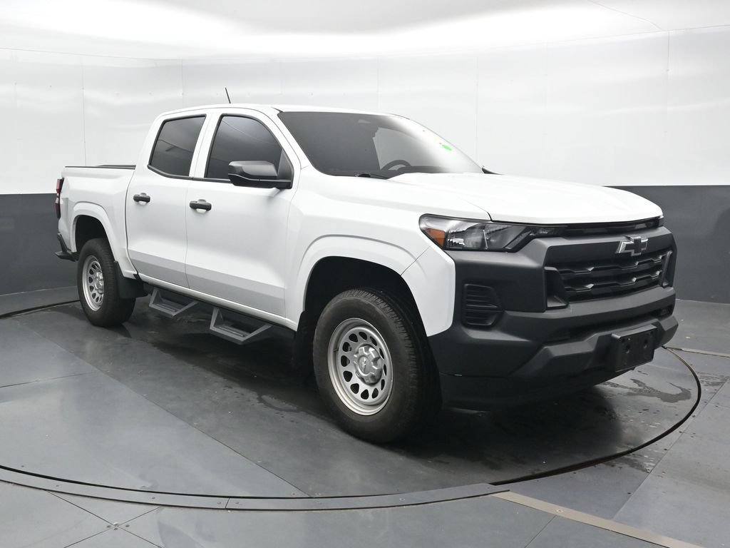 Used 2023 Chevrolet Colorado W/T w/ WT Convenience Package II RWD image 4