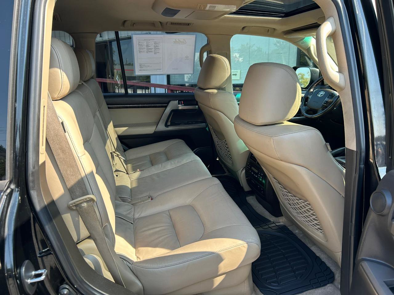 Used 2011 Toyota Land Cruiser w/ Upgrade Pkg AWD/4WD image 21