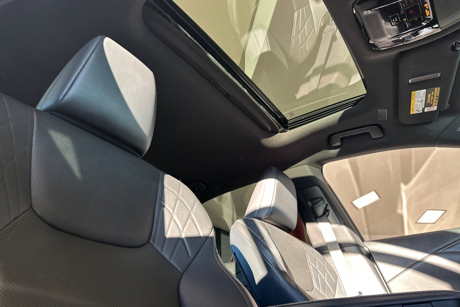 Certified 2023 Lexus RX 350 AWD w/ Cold Area Package image 14