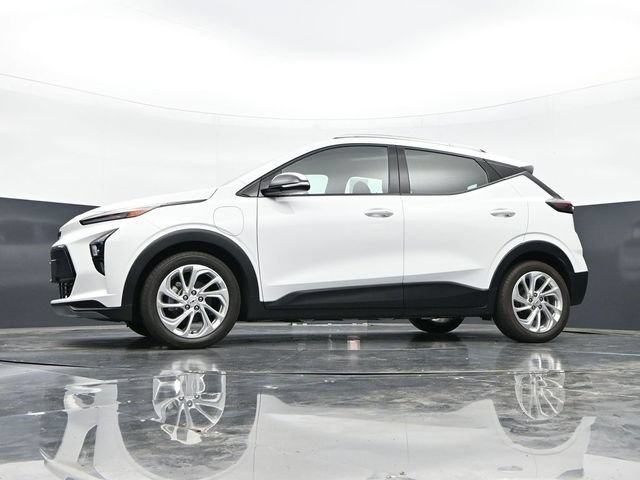 Used 2023 Chevrolet Bolt EUV LT w/ Driver Confidence Package FWD image 39
