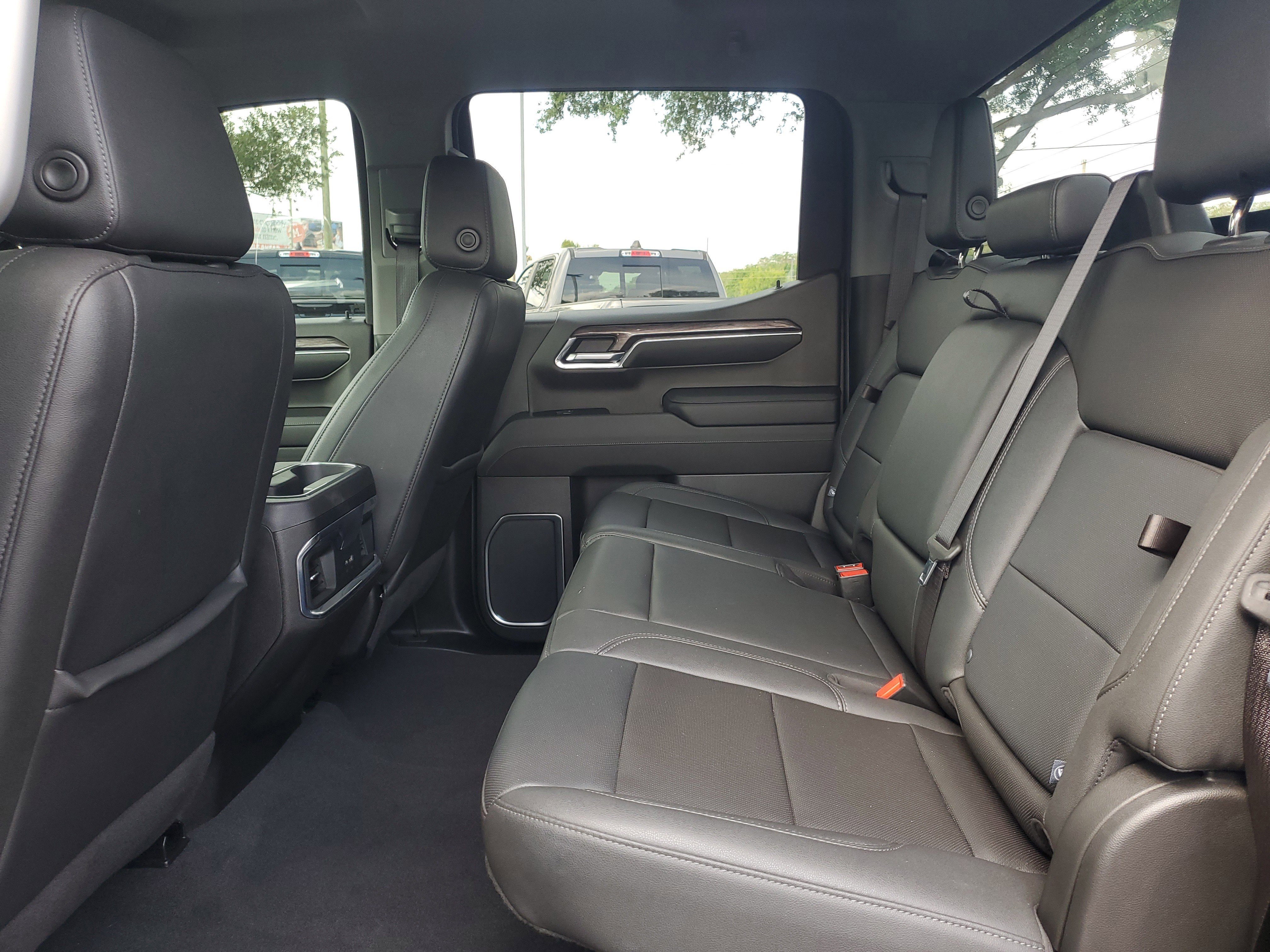 Used 2024 Chevrolet Silverado 1500 LTZ image 12
