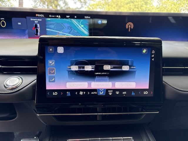 New 2026 Lincoln Nautilus Reserve AWD/4WD image 19