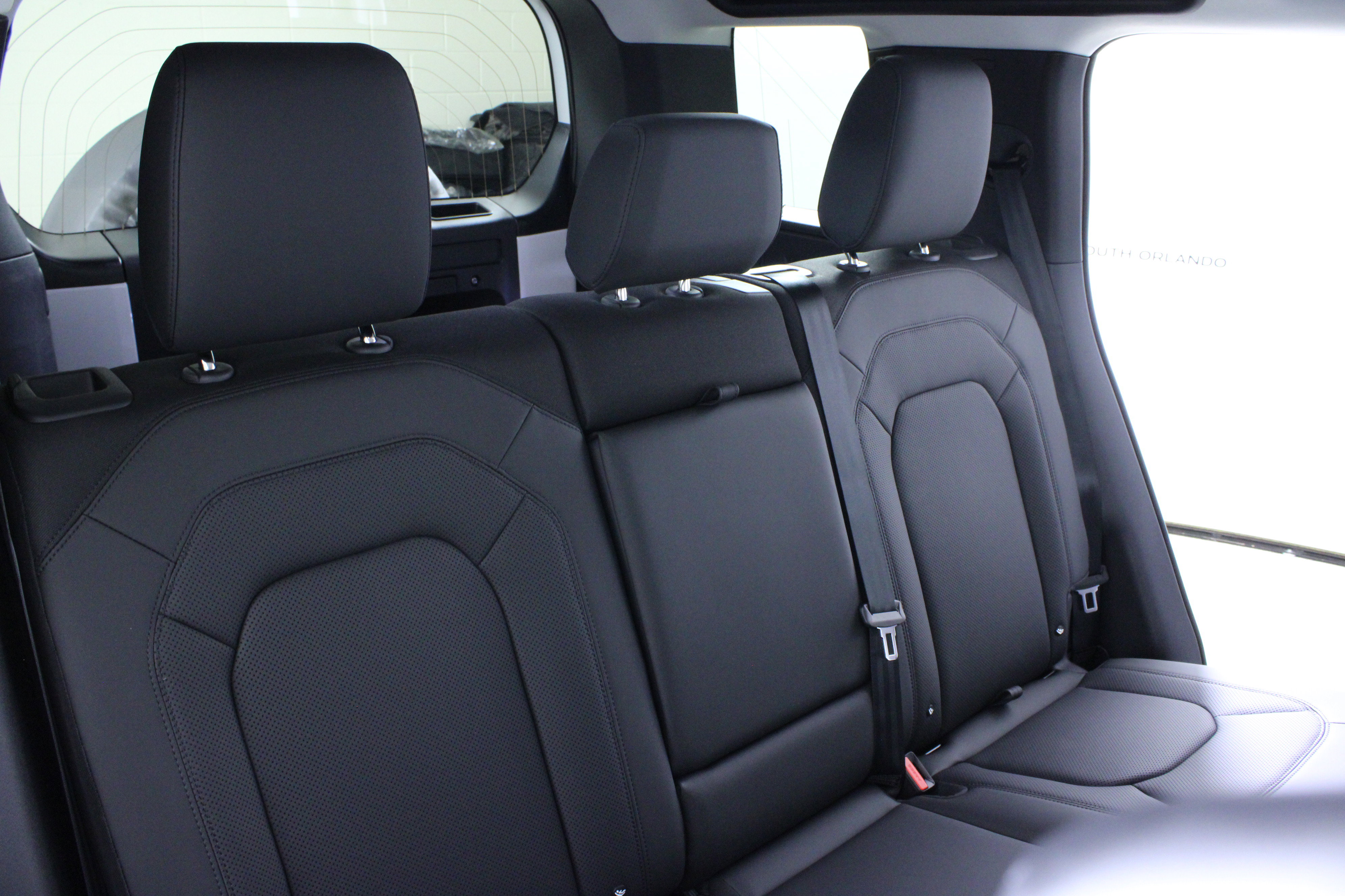 New 2026 Land Rover Defender 110 S image 12