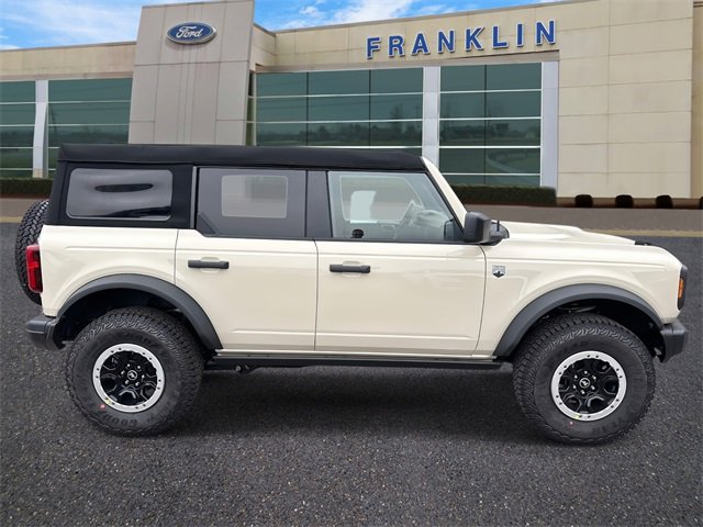 New 2025 Ford Bronco Big Bend w/ Black Diamond Package image 8