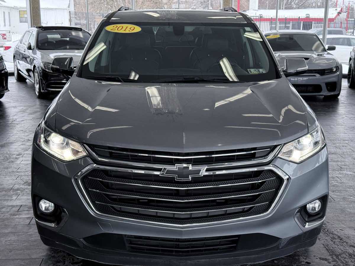 Used 2019 Chevrolet Traverse LT AWD/4WD image 3