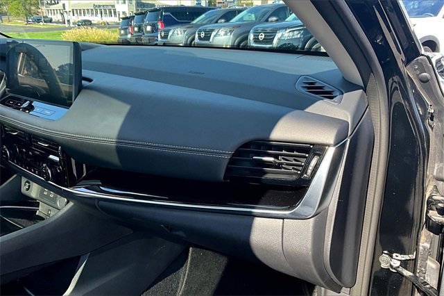 Certified 2024 Nissan Rogue SL w/ SL Premium Package image 23