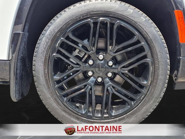 Used 2023 Jeep Wagoneer Series II AWD/4WD image 30