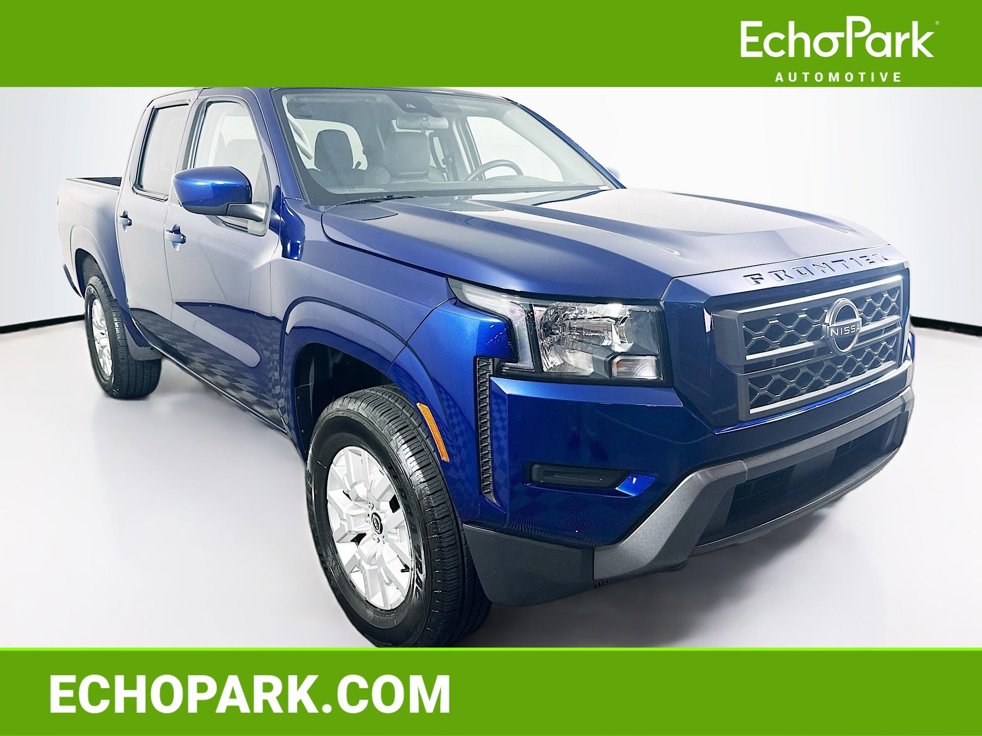 Used 2023 Nissan Frontier SV image 1
