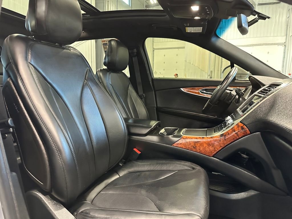 Used 2020 Lincoln Nautilus Reserve w/ Equipment Group 201A image 32