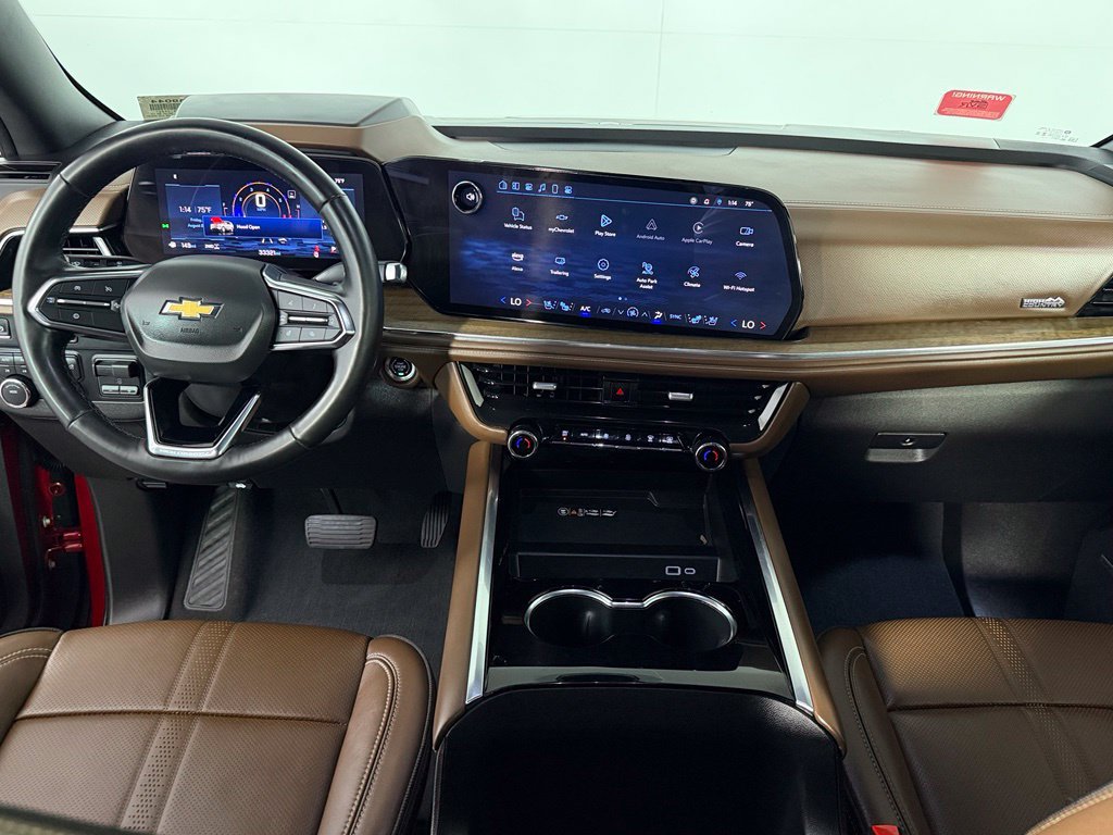 Used 2025 Chevrolet Suburban High Country w/ Sun And Tow Package AWD/4WD image 13