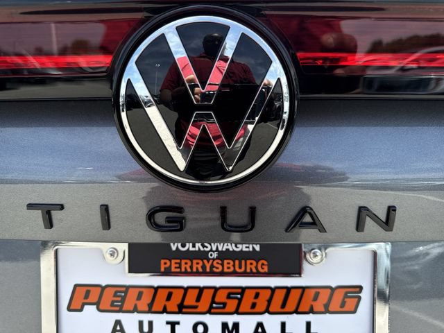 New 2026 Volkswagen Tiguan SE R-Line AWD/4WD image 32